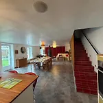 Maison Renovee En Pierres Sejour Spacieux Avec Jardin Et Terrasse Amenagee Pres Omaha & Bayeux A 5mn De La Tous Commerces Prázdninový dům Commes