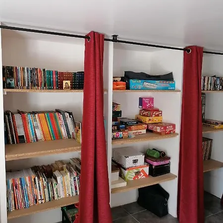 Maison Renovee En Pierres Spacieux Avec Jardin Et Terrasse Aménagée Près Omaha Beach&bayeux à 5mn De La Tous Commerces * Commes