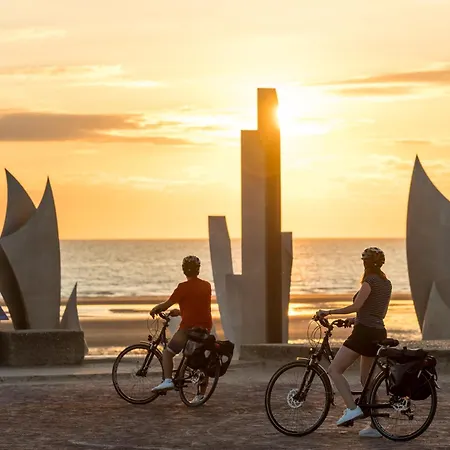 Maison Renovee En Pierres Spacieux Avec Jardin Et Terrasse Aménagée Près Omaha Beach&bayeux à 5mn De La Tous Commerces