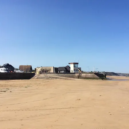Maison Renovee En Pierres Sejour Spacieux Avec Jardin Et Terrasse Amenagee Pres Omaha & Bayeux A 5mn De La Tous Commerces *
