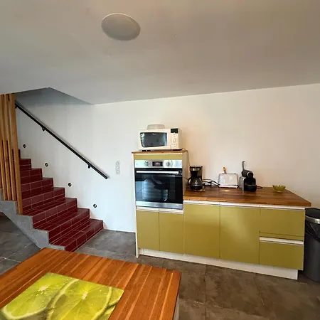 Maison Renovee En Pierres Sejour Spacieux Avec Jardin Et Terrasse Amenagee Pres Omaha & Bayeux A 5mn De La Tous Commerces Commes