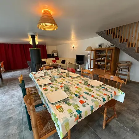 Prázdninový dům Maison Renovee En Pierres Sejour Spacieux Avec Jardin Et Terrasse Amenagee Pres Omaha & Bayeux A 5mn De La Tous Commerces Commes