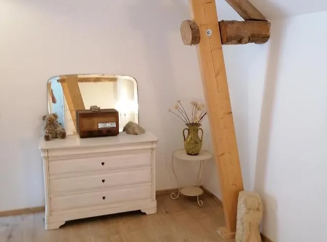 Maison Renovee En Pierres Spacieux Avec Jardin Et Terrasse Aménagée Près Omaha Beach&bayeux à 5mn De La Tous Commerces Commes