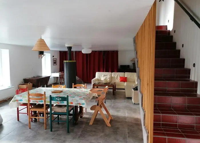 Hébergement de vacances Maison Renovee En Pierres Spacieux Avec Jardin Et Terrasse Aménagée Près Omaha Beach&bayeux à 5mn De La Tous Commerces *