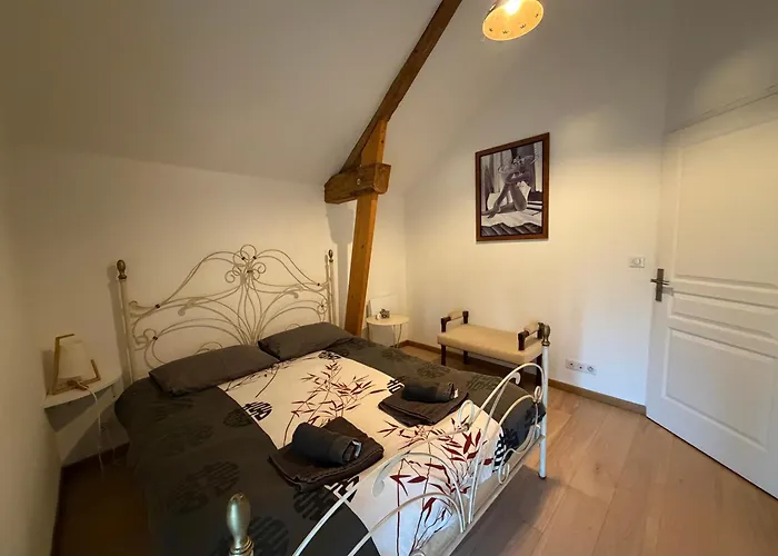 Hébergement de vacances Maison Renovee En Pierres Spacieux Avec Jardin Et Terrasse Aménagée Près Omaha Beach&bayeux à 5mn De La Tous Commerces *