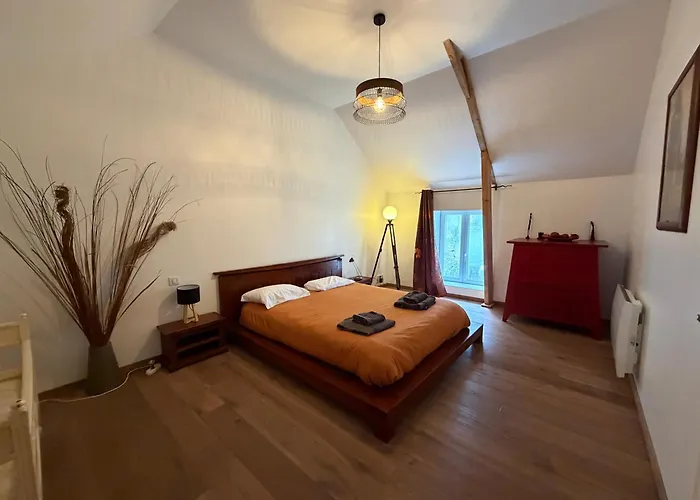 Maison Renovee En Pierres Spacieux Avec Jardin Et Terrasse Aménagée Près Omaha Beach&bayeux à 5mn De La Tous Commerces